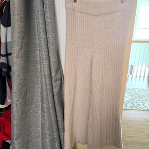One Grey Day chunky lounge pants.  Cream